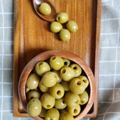 Pitted Green Olives